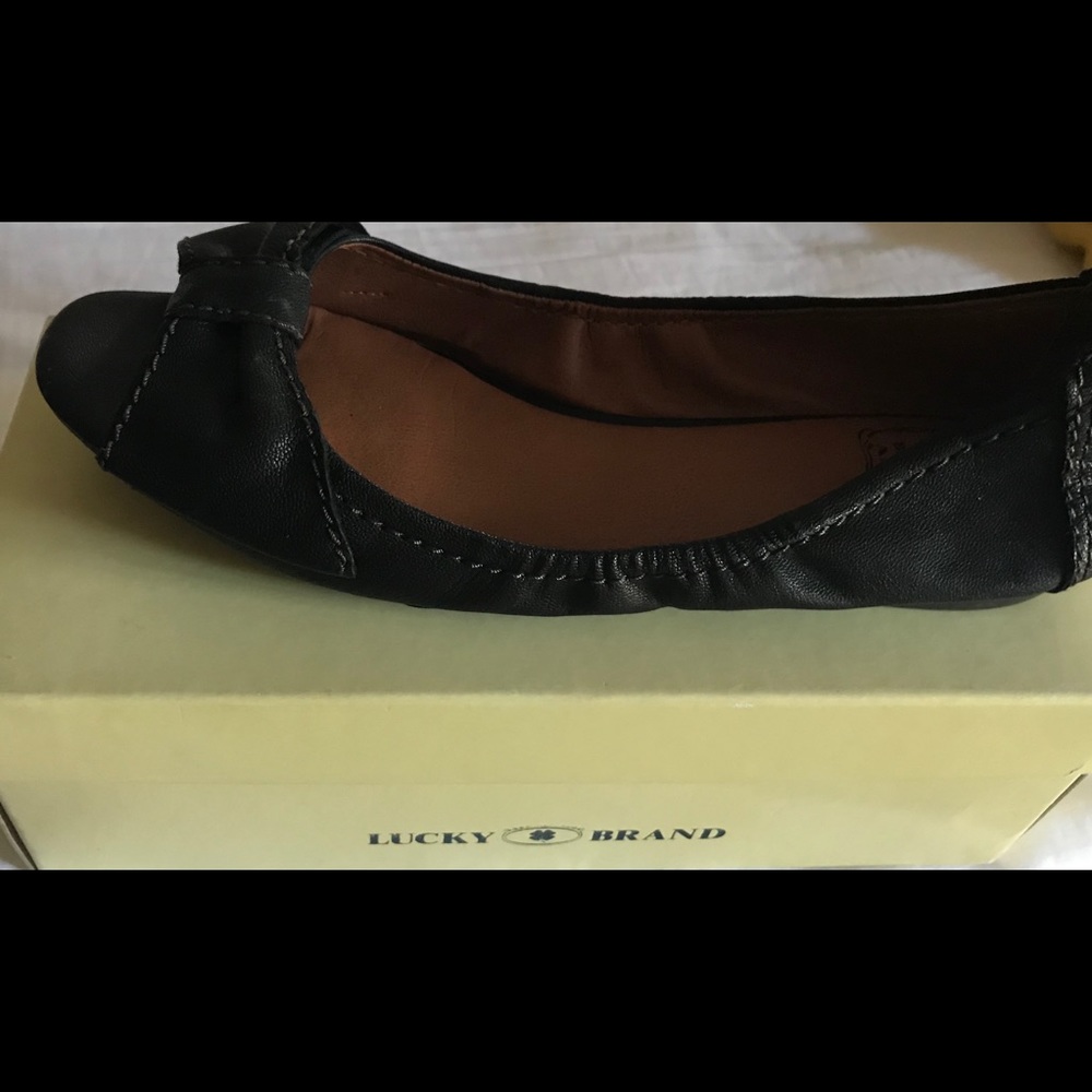 Black flats